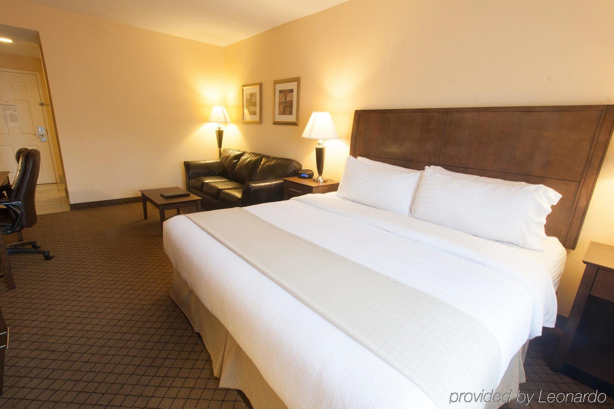 Delta Hotels By Marriott Huntington Mall Barboursville Экстерьер фото