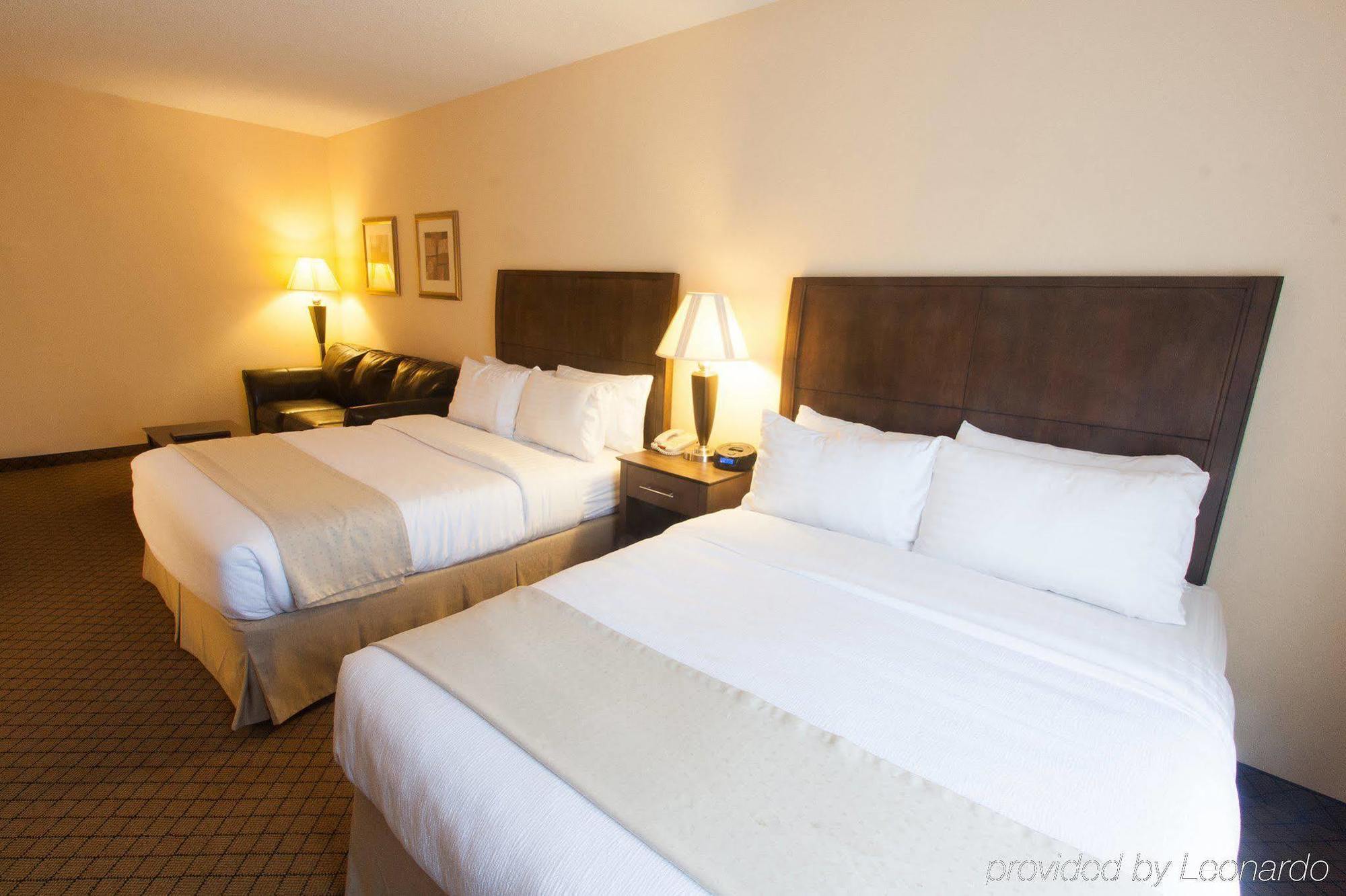 Delta Hotels By Marriott Huntington Mall Barboursville Экстерьер фото