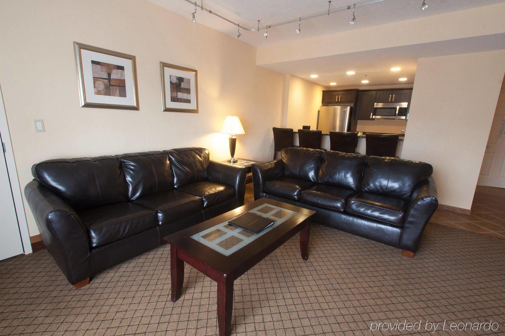 Delta Hotels By Marriott Huntington Mall Barboursville Экстерьер фото