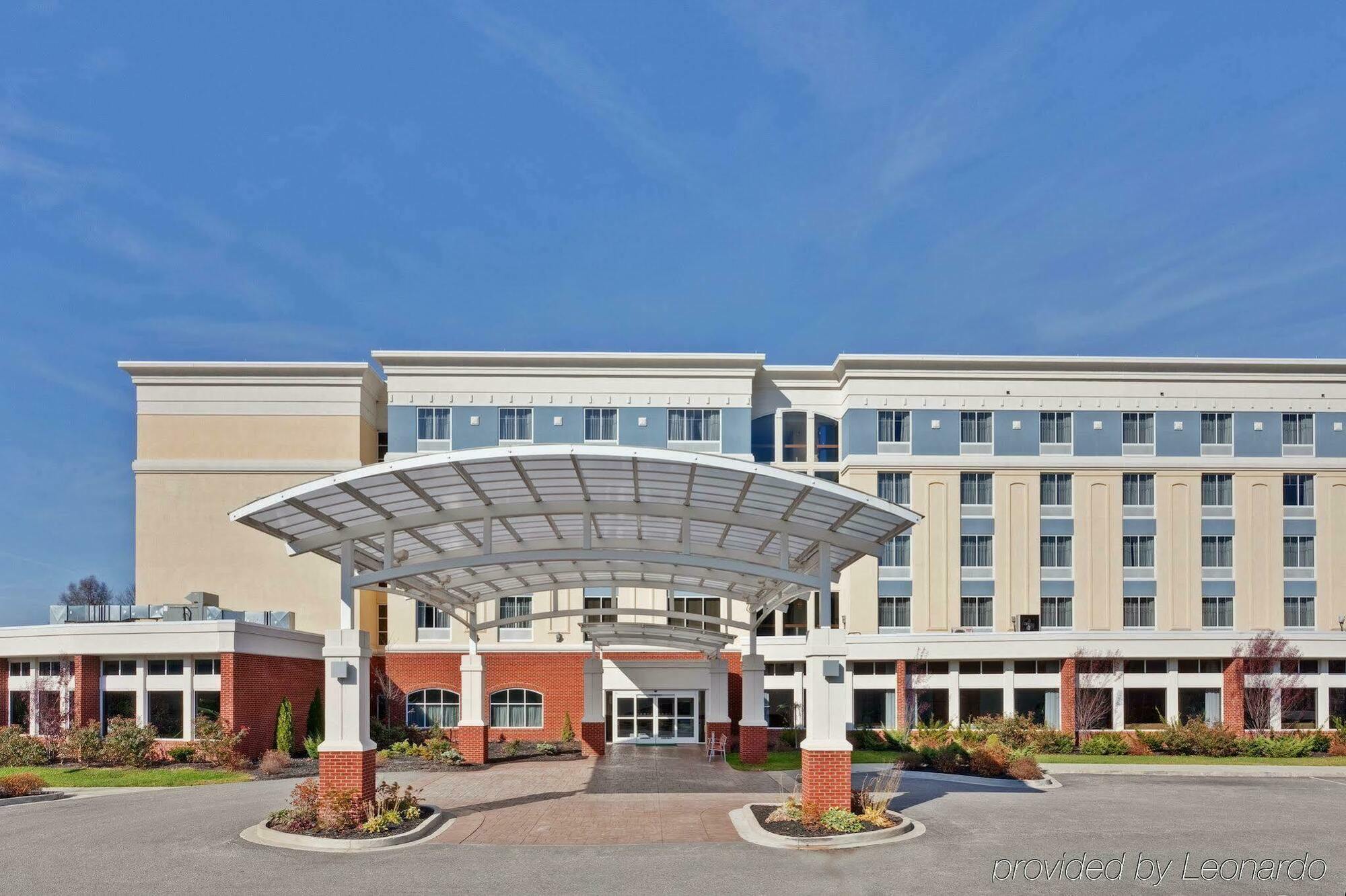 Delta Hotels By Marriott Huntington Mall Barboursville Экстерьер фото