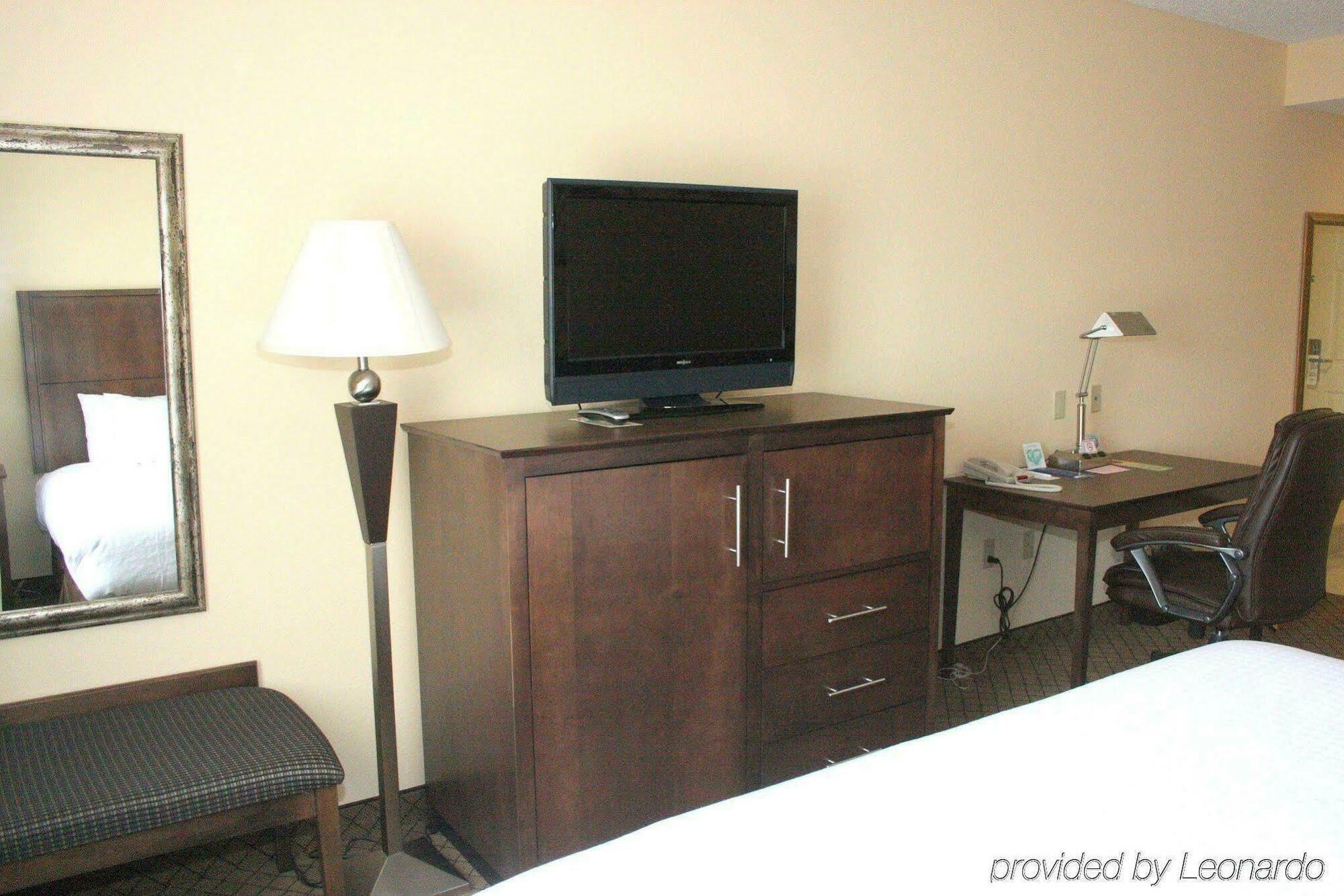 Delta Hotels By Marriott Huntington Mall Barboursville Экстерьер фото