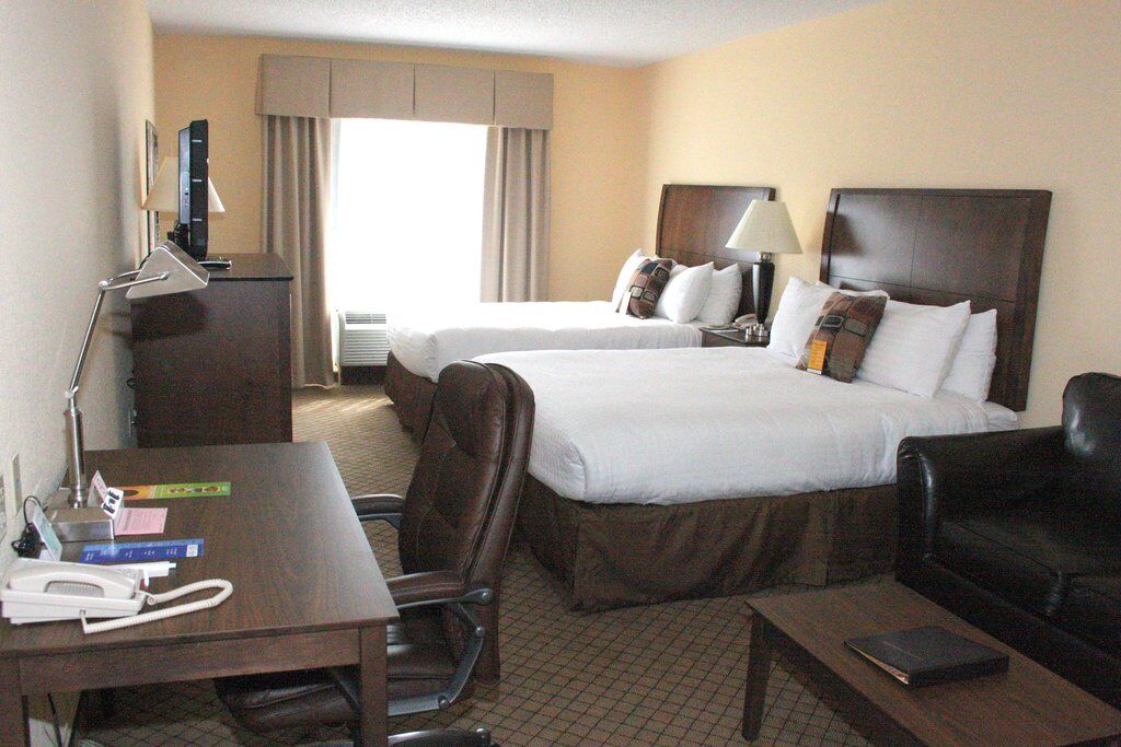 Delta Hotels By Marriott Huntington Mall Barboursville Экстерьер фото